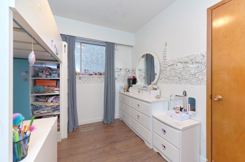 50 37Th Avenue E, Vancouver, BC 