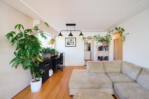 50 37Th Avenue E, Vancouver, BC 