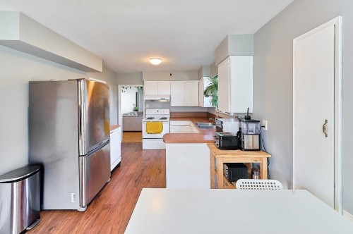 50 37Th Avenue E, Vancouver, BC 