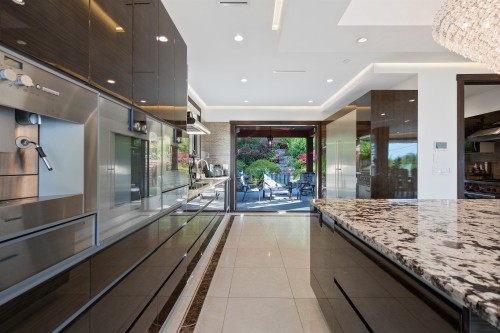 2643 Nelson Avenue, West Vancouver, BC 