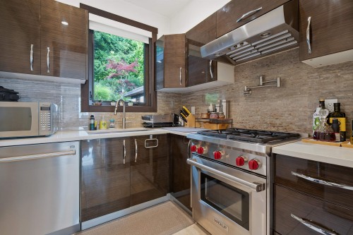 2643 Nelson Avenue, West Vancouver, BC 