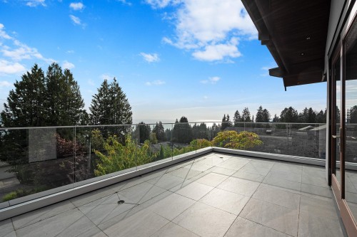 2643 Nelson Avenue, West Vancouver, BC 