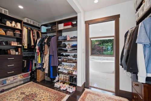 2643 Nelson Avenue, West Vancouver, BC 