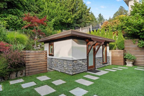 2643 Nelson Avenue, West Vancouver, BC 