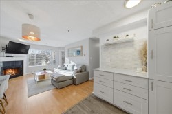 303-1433 1st Avenue E Vancouver, BC V5N 1A4