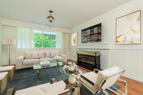 5725 Cranley Drive, West Vancouver, BC 