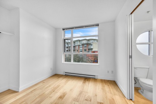 1468 Cedar Cottage Mews, Vancouver, BC 