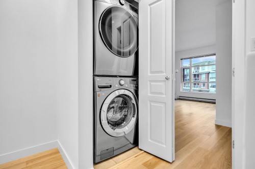 1468 Cedar Cottage Mews, Vancouver, BC 