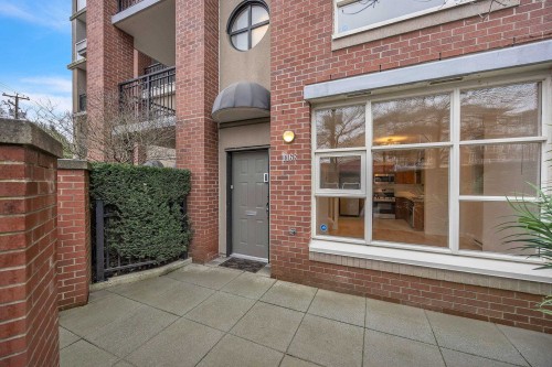 1468 Cedar Cottage Mews, Vancouver, BC 
