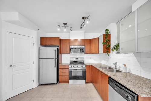 1468 Cedar Cottage Mews, Vancouver, BC 