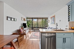 607-3970 Carrigan Court  Burnaby, BC V3N 4S5