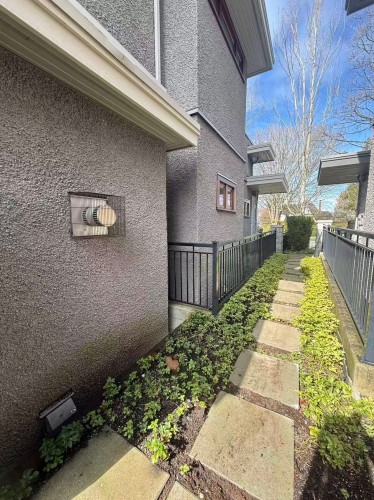 5922 Chancellor Boulevard, Vancouver, BC 