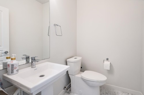 71-10388 No. 2 Road, Richmond, BC 