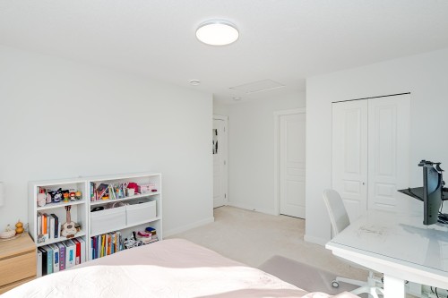 71-10388 No. 2 Road, Richmond, BC 