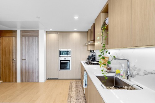 3301-4890 Lougheed Highway, Burnaby, BC 