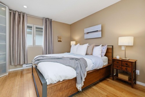 128 12Th Avenue W, Vancouver, BC 