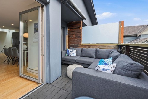 128 12Th Avenue W, Vancouver, BC 