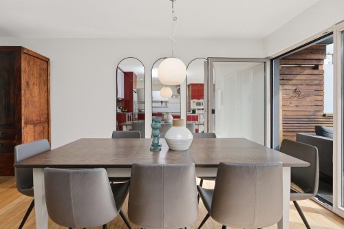 128 12Th Avenue W, Vancouver, BC 