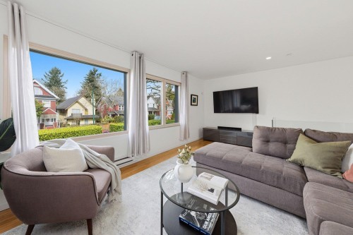 128 12Th Avenue W, Vancouver, BC 