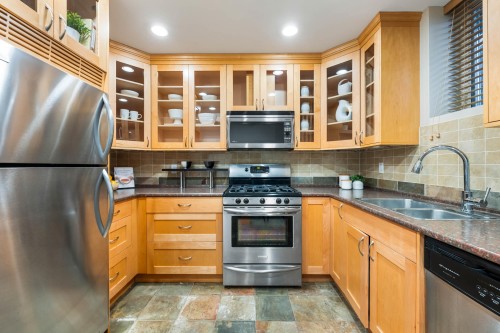 921 Baker Drive, Coquitlam, BC 