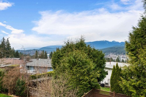 921 Baker Drive, Coquitlam, BC 