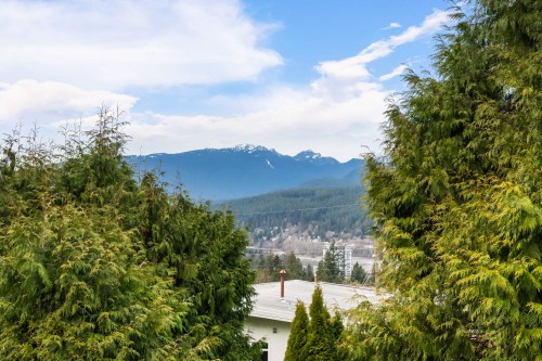 921 Baker Drive, Coquitlam, BC 