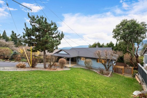 921 Baker Drive, Coquitlam, BC 