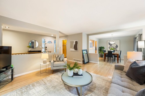 921 Baker Drive, Coquitlam, BC 