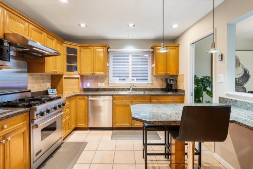 921 Baker Drive, Coquitlam, BC 