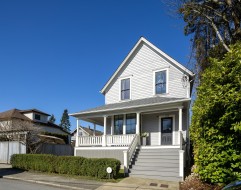 109 Oakland Street  New Westminster, BC V3L 1P5