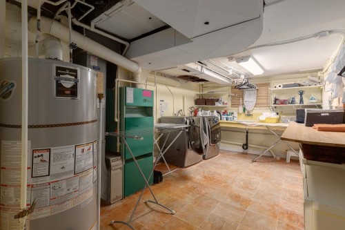 6137 Mccleery Street, Vancouver, BC 