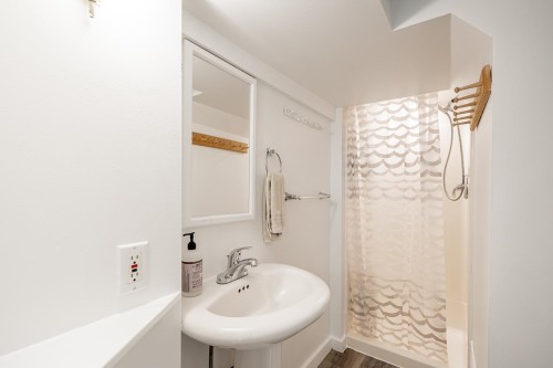 1620 Mclean Drive, Vancouver, BC 