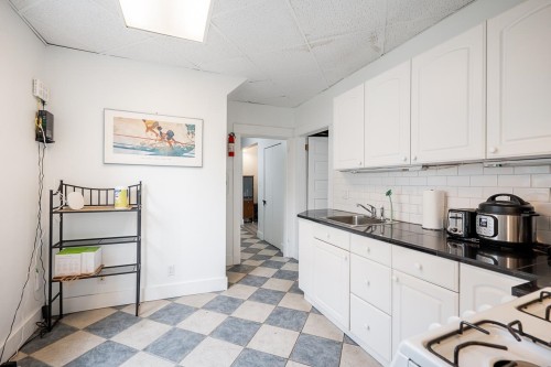 1620 Mclean Drive, Vancouver, BC 