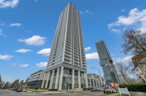 1702-6087 Wilson Avenue  Burnaby, BC V5H 0M1