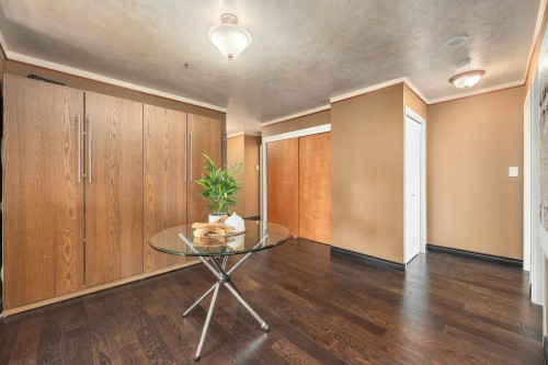 601-6622 Southoaks Crescent, Burnaby, BC 