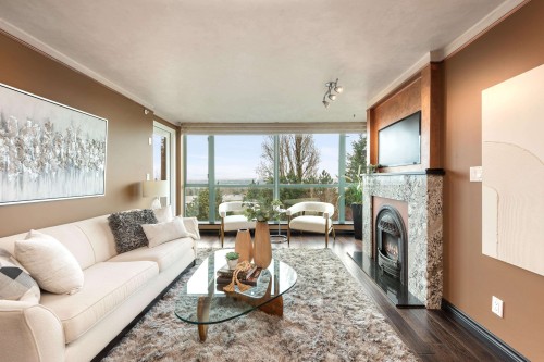 601-6622 Southoaks Crescent, Burnaby, BC 
