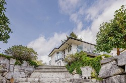 5620 Mintie Road  Halfmoon Bay, BC V7Z 1E8