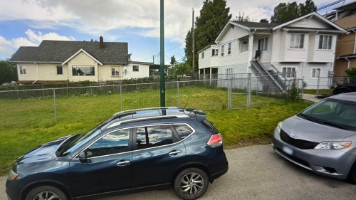 8125 St. George Street, Vancouver, BC 