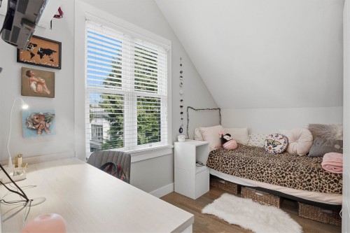 73 27Th Avenue E, Vancouver, BC 