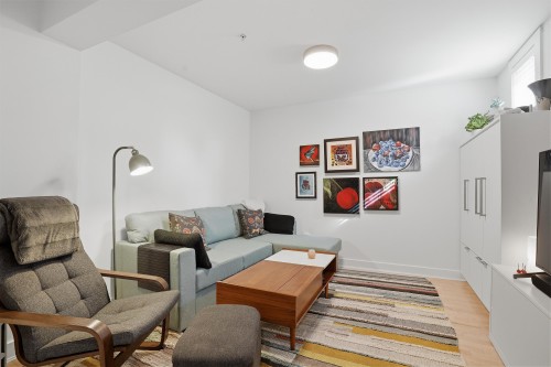 73 27Th Avenue E, Vancouver, BC 