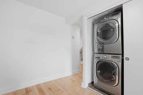 73 27Th Avenue E, Vancouver, BC 