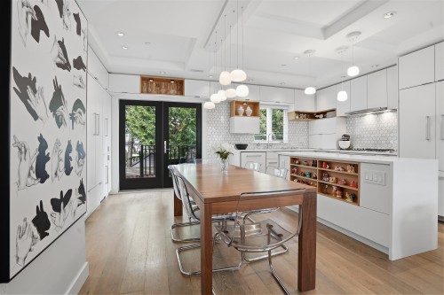 73 27Th Avenue E, Vancouver, BC 