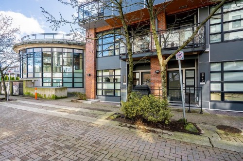 2751 Spring Street, Port Moody, BC 