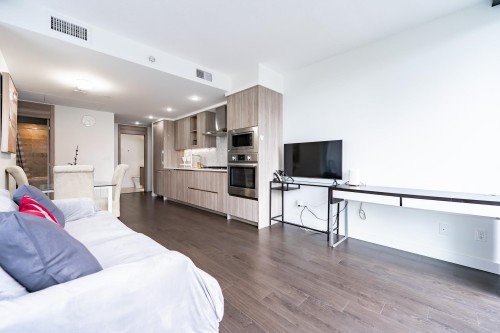 802-4730 Lougheed Highway, Burnaby, BC 