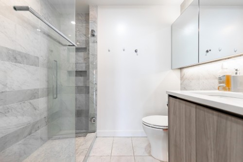 802-4730 Lougheed Highway, Burnaby, BC 