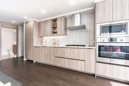 802-4730 Lougheed Highway, Burnaby, BC 