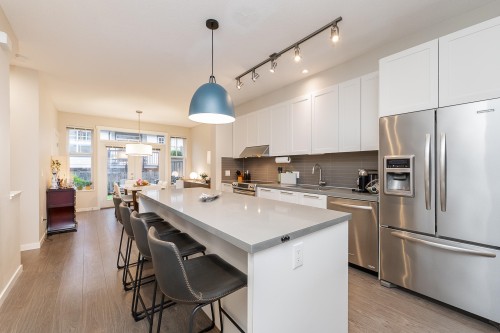 36-3470 Highland Drive  Coquitlam, BC V3E 0M1