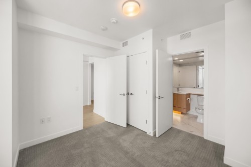 1305-7683 Park Crescent, Burnaby, BC 