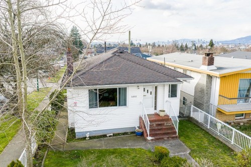 3895 Windermere Street, Vancouver, BC 