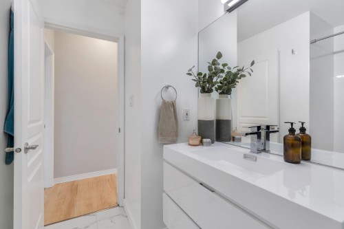 303-3001 Terravista Place, Port Moody, BC 